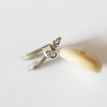 Load image into Gallery viewer, Silicone Pacifier Clip Safety Eco-friendly Newborn Baby Teething Toys Baby Pacifier Chain Food Grade Silicone Star Feeding Chain